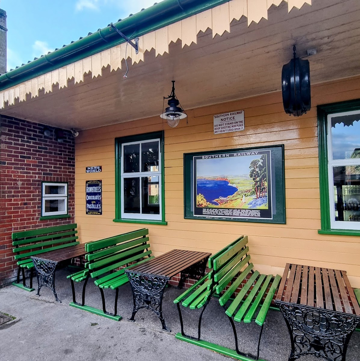 Watercress Line West Country Buffet Photos 2